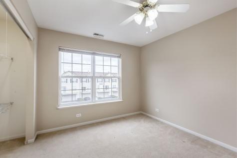 787 Thornbury Court Bartlett IL 60103