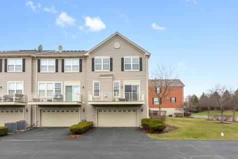787 Thornbury Court Bartlett IL 60103