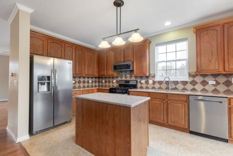 787 Thornbury Court Bartlett IL 60103