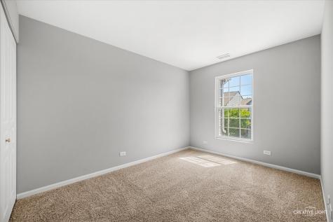 3152 Ollerton Avenue Aurora IL 60502