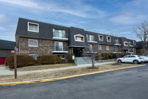 3856 South Parkway Drive Northbrook IL 60062