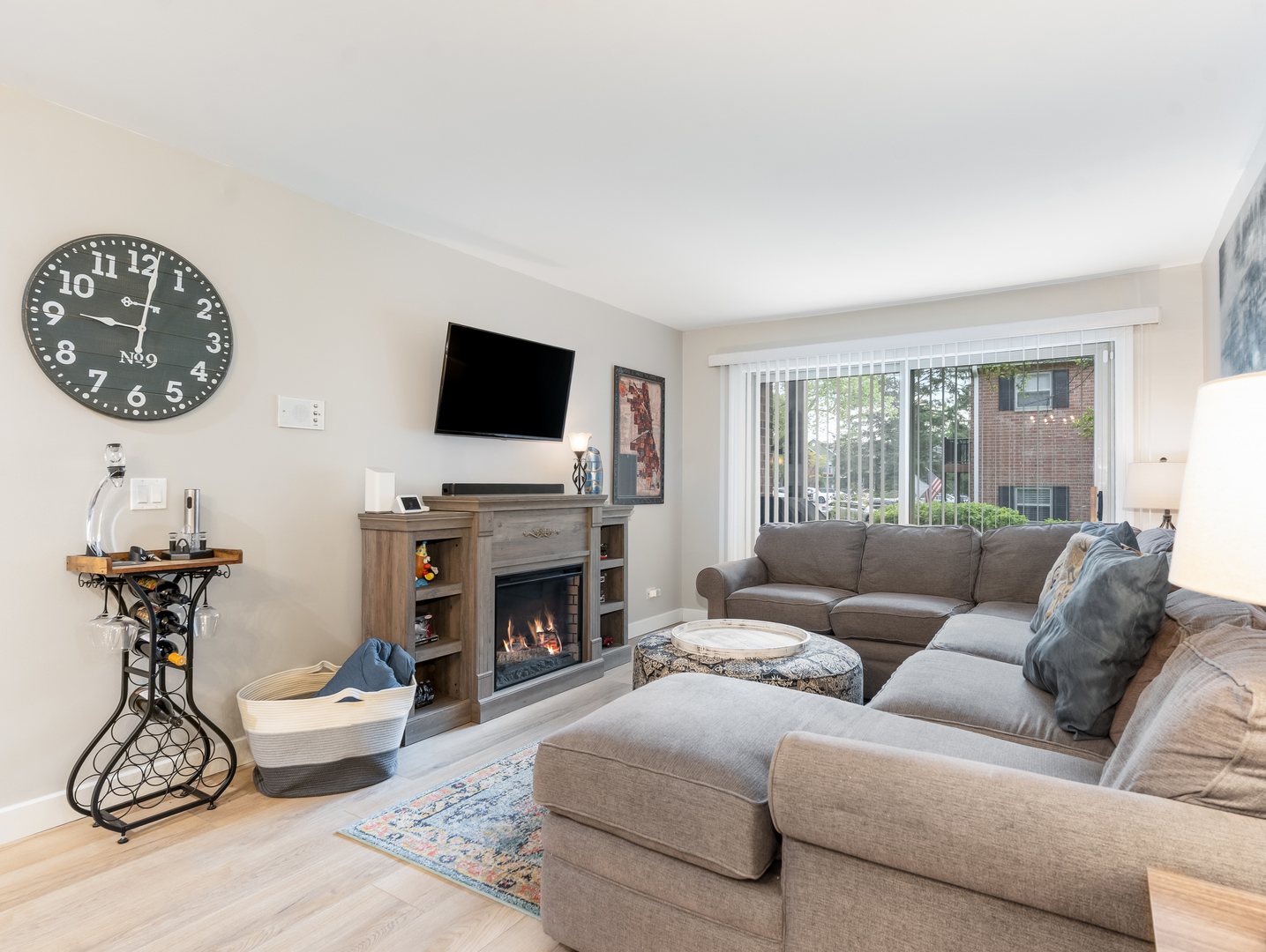 1332 Mc Dowell Road Naperville IL 60563
