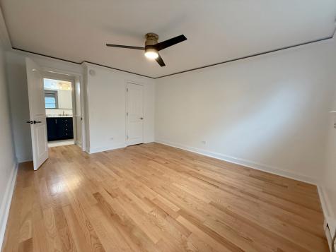 5037 North East River Road Norridge IL 60706