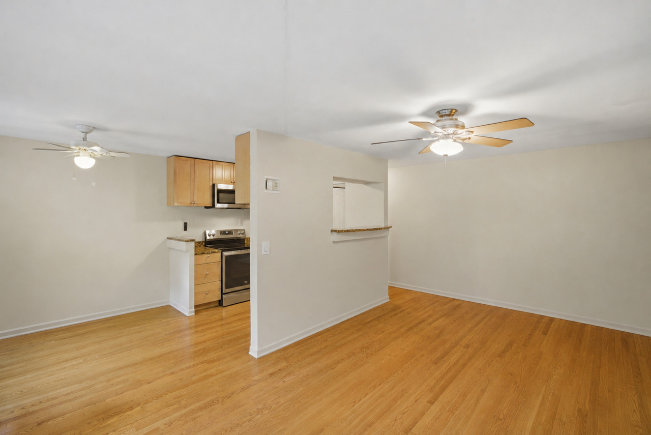 420 West Aldine Avenue Chicago IL 60657