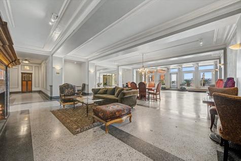 1200 West Sherwin Avenue Chicago IL 60626