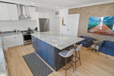 1200 West Sherwin Avenue Chicago IL 60626