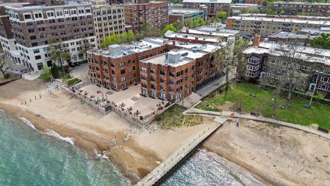 1200 West Sherwin Avenue Chicago IL 60626
