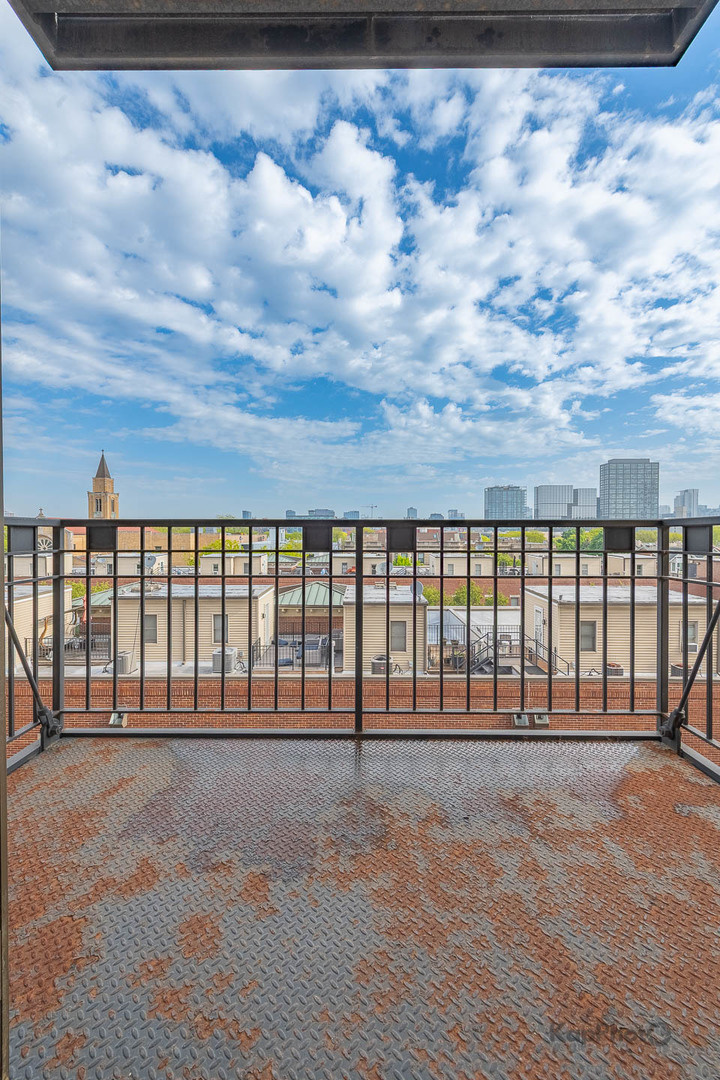 811 South Lytle Street Chicago IL 60607