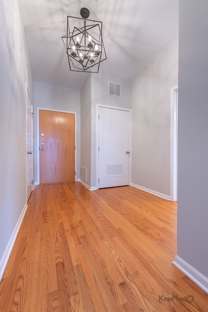 811 South Lytle Street Chicago IL 60607
