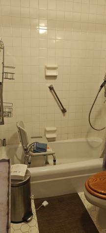 201 East Chestnut Street Chicago IL 60611