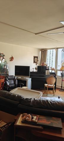201 East Chestnut Street Chicago IL 60611