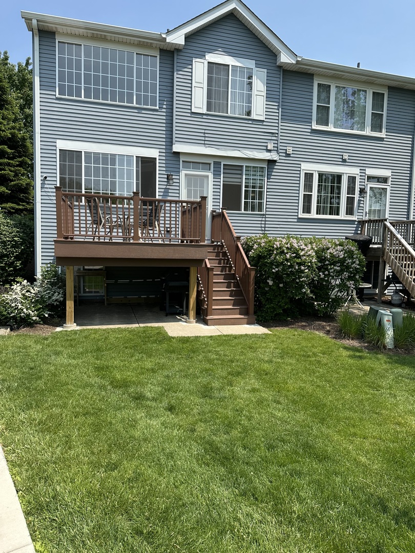 5451 Elizabeth Place Rolling Meadows IL 60008