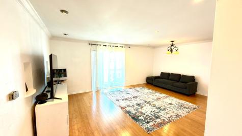 910 Beau Drive Des Plaines IL 60016