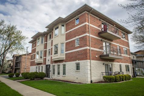 5368 West 96th Street Oak Lawn IL 60453