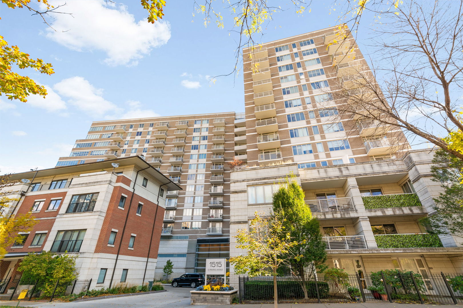 Chicago IL, 1515 South Prairie Avenue, Unit 1306