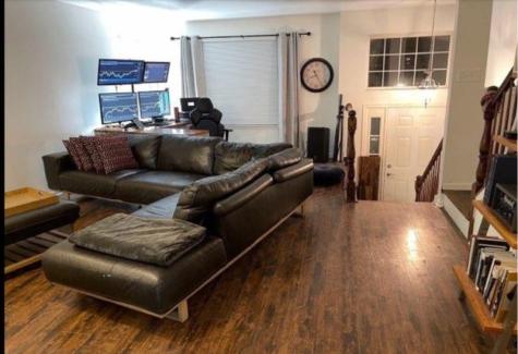 613 Lincoln Station Drive Oswego IL 60543