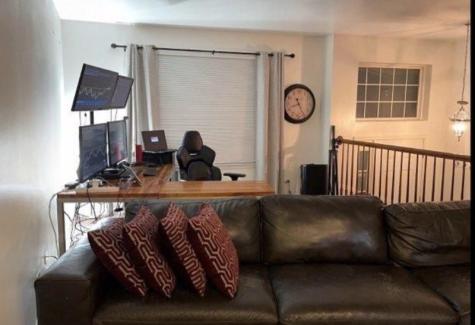 613 Lincoln Station Drive Oswego IL 60543