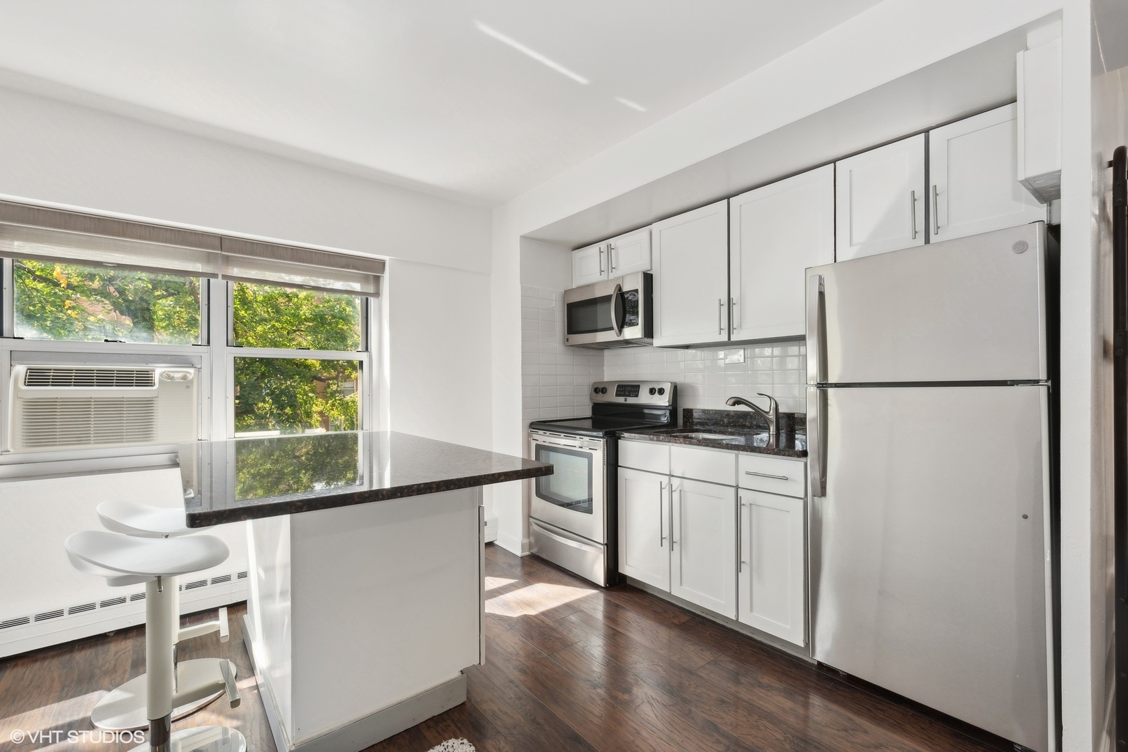 4950 North Marine Drive Chicago IL 60640