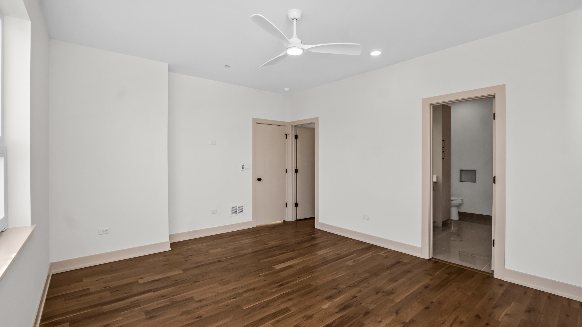 4447 South Vincennes Avenue Chicago IL 60653