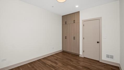 4447 South Vincennes Avenue Chicago IL 60653