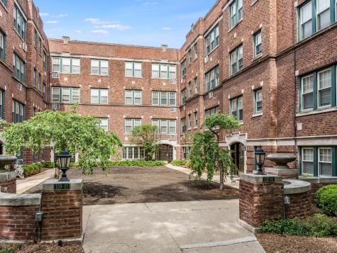 112 Lincoln Avenue Riverside IL 60546