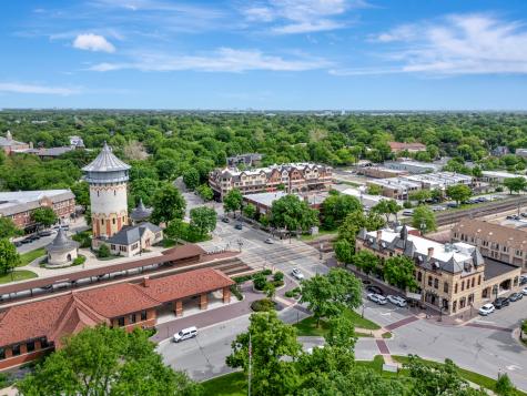 112 Lincoln Avenue Riverside IL 60546