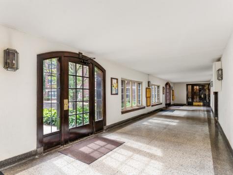 112 Lincoln Avenue Riverside IL 60546