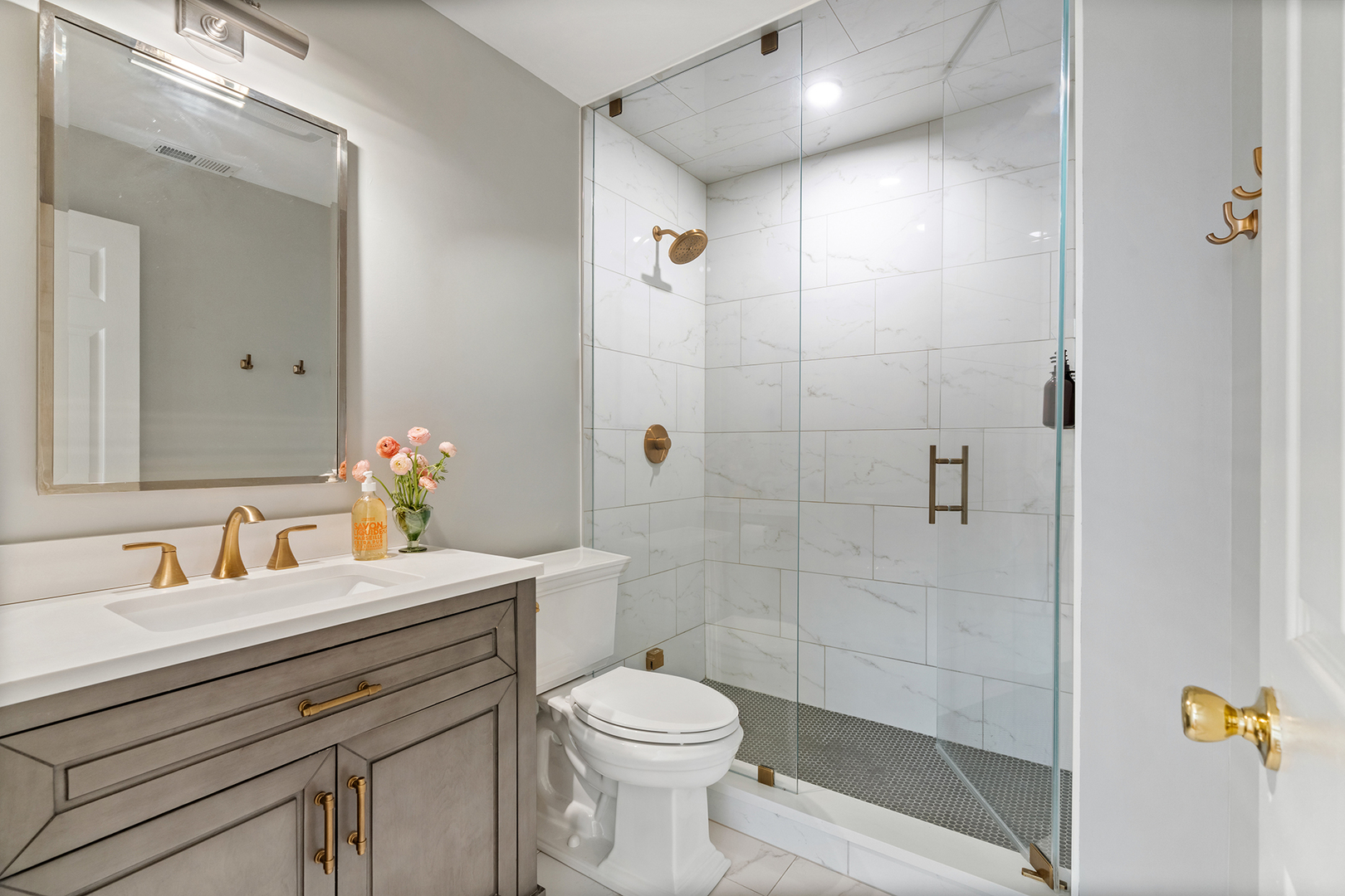 1916 North Sheffield Avenue Chicago IL 60614