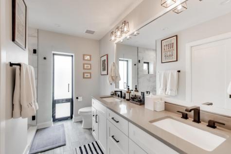 2247 North Rockwell Street Chicago IL 60647