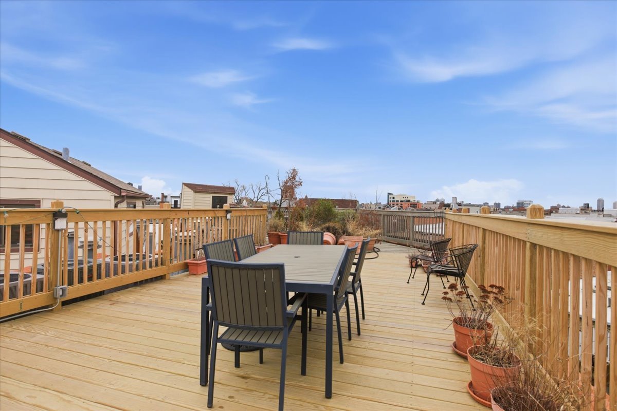1361 North Dean Street Chicago IL 60622