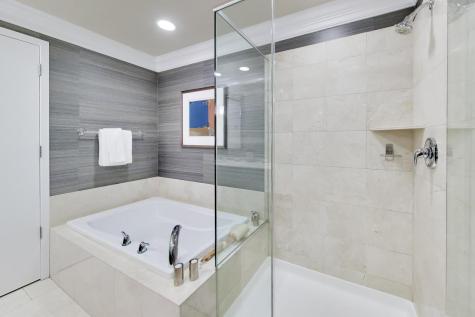600 North Lake Shore Drive N Chicago IL 60611