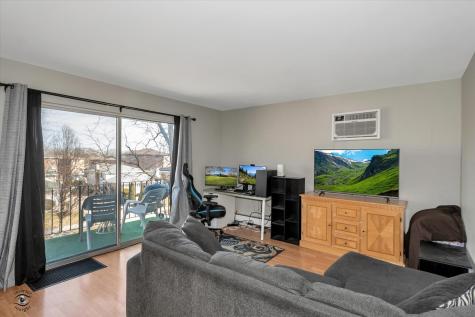 6135 Marshall Avenue Chicago Ridge IL 60415