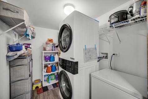 1653 Victoria Park Circle Aurora IL 60504