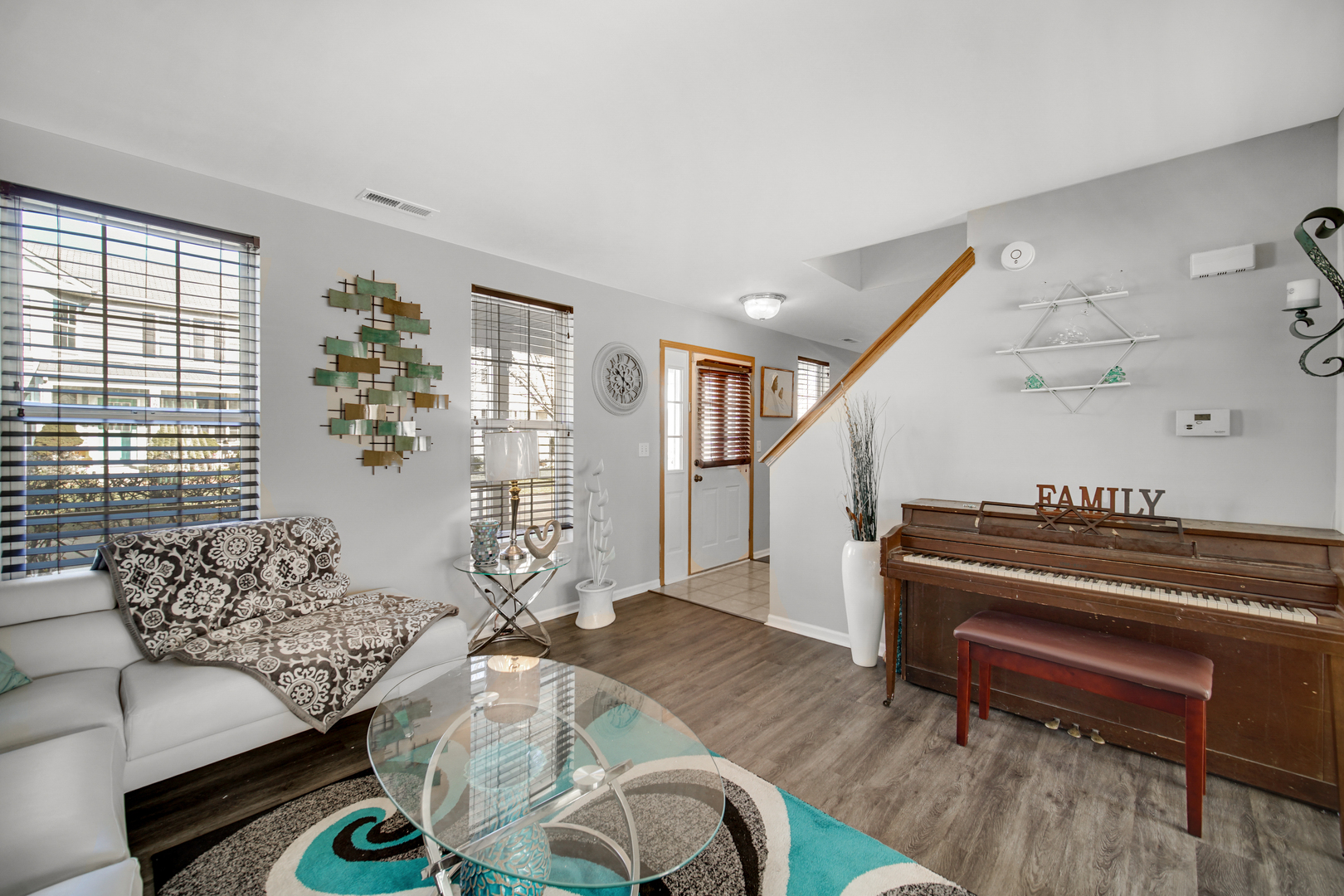 1653 Victoria Park Circle Aurora IL 60504