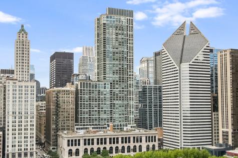 130 North Garland Court Chicago IL 60602