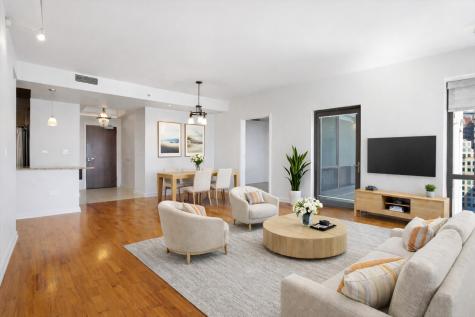 130 North Garland Court Chicago IL 60602