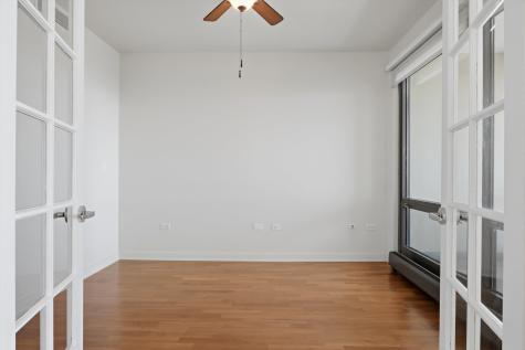 130 North Garland Court Chicago IL 60602