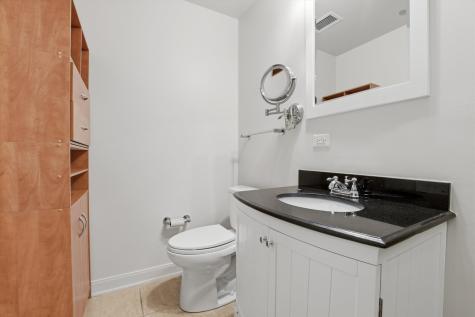 130 North Garland Court Chicago IL 60602
