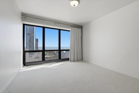 130 North Garland Court Chicago IL 60602
