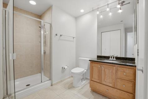 130 North Garland Court Chicago IL 60602