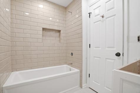 1204 Chatham Court Libertyville IL 60048