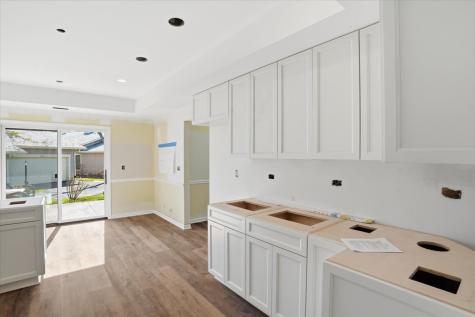 1204 Chatham Court Libertyville IL 60048