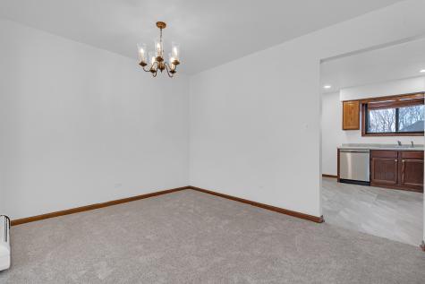 1225 Whispering Hills Court Naperville IL 60540