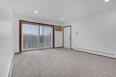 1225 Whispering Hills Court Naperville IL 60540