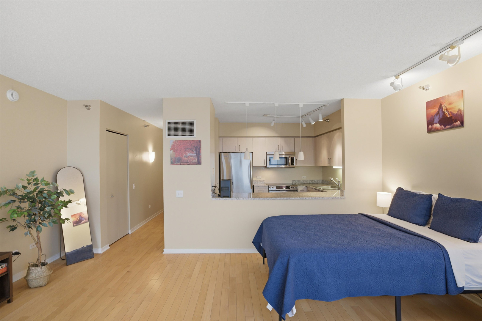 512 North Mcclurg Court Chicago IL 60611