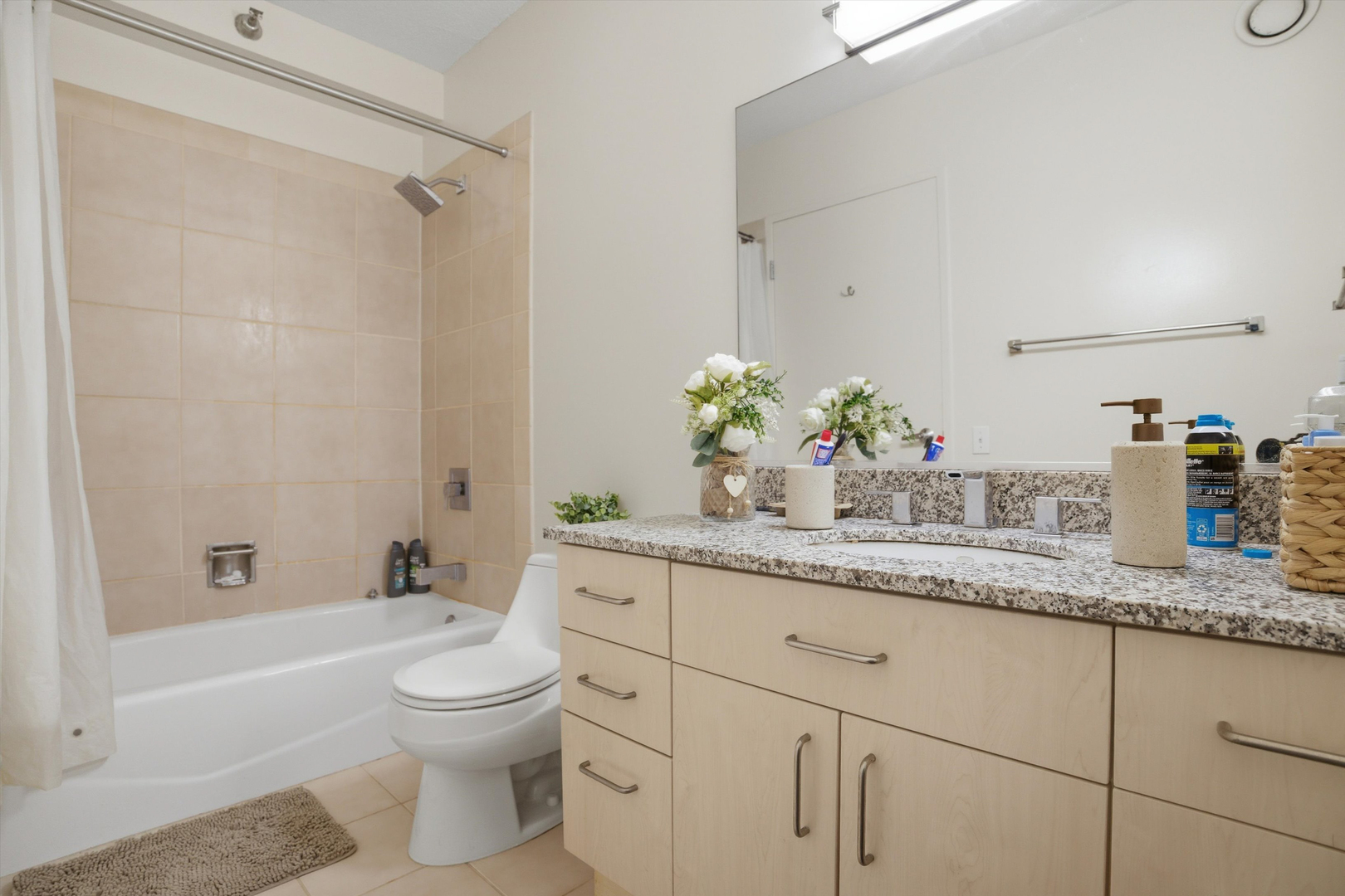 512 North Mcclurg Court Chicago IL 60611