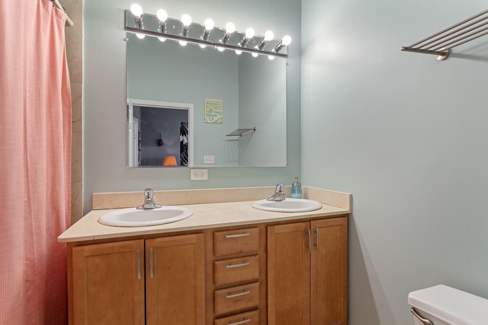 949 North Willard Court Chicago IL 60642
