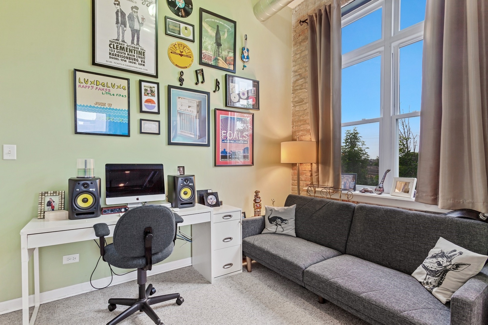 949 North Willard Court Chicago IL 60642