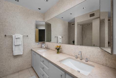 2100 North Lincoln Park West Chicago IL 60614