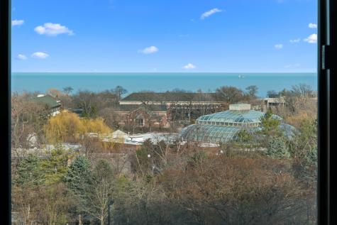 2100 North Lincoln Park West Chicago IL 60614